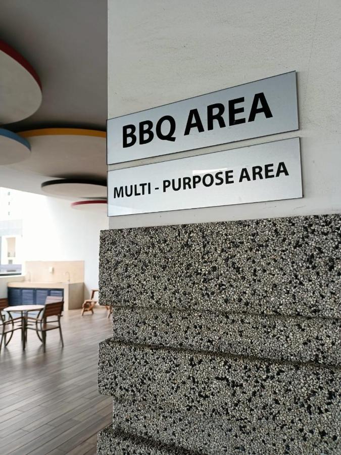 Twin Galaxy Jb Homestay By Summer Johor Bahru Exterior foto